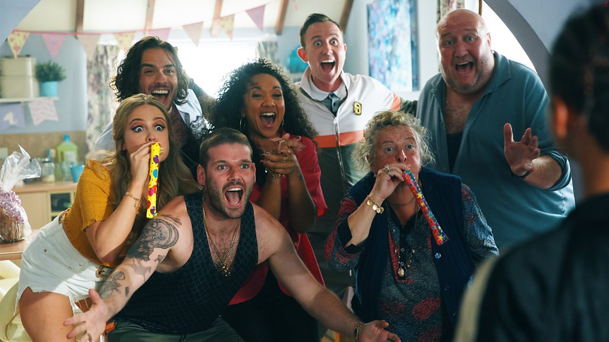 See Alexandria Riley & Kimberley Nixon in brilliant Welsh sitcom ‘The Tuckers’