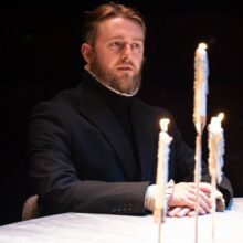See Tim Preston as Rosencrantz in ‘Hamlet’ at Chichester Festival Theatre