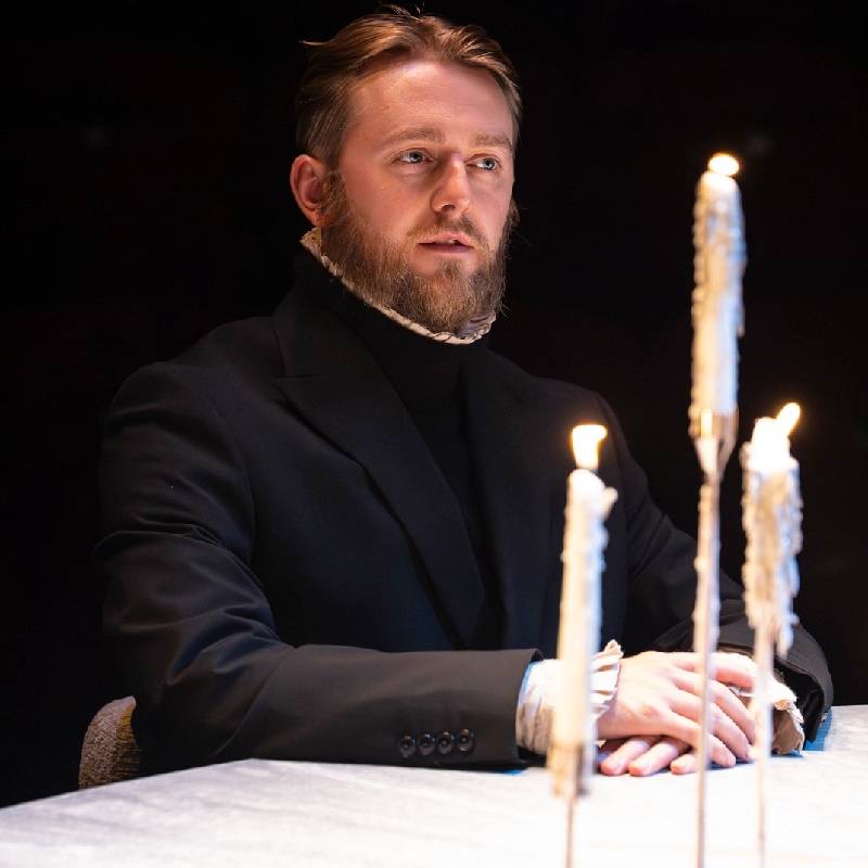 See Tim Preston as Rosencrantz in ‘Hamlet’ at Chichester Festival Theatre