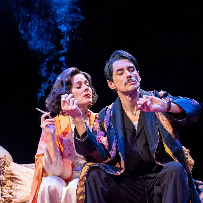 Watch Steve John Shepherd in Noël Coward’s ‘Private Lives’ at the Royal Exchange Theatre